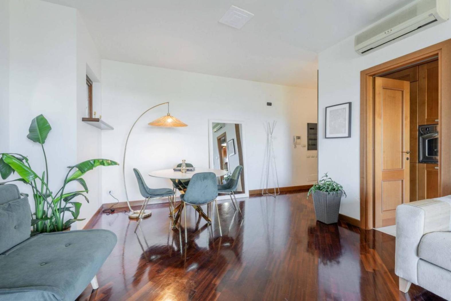 Luxury Boutique Apartment Fiumicino Buitenkant foto